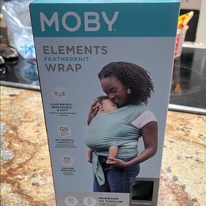 Moby Elements Featherknit Wrap in Green